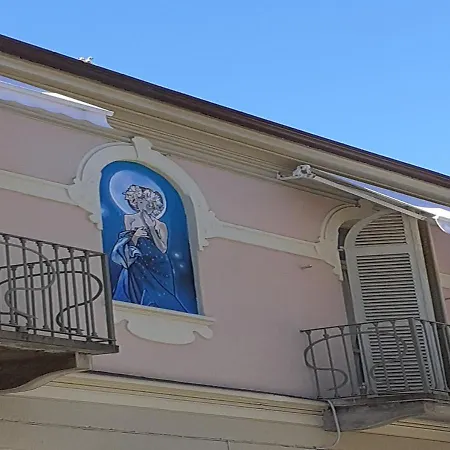公寓 Piccola Montmartre A 都灵